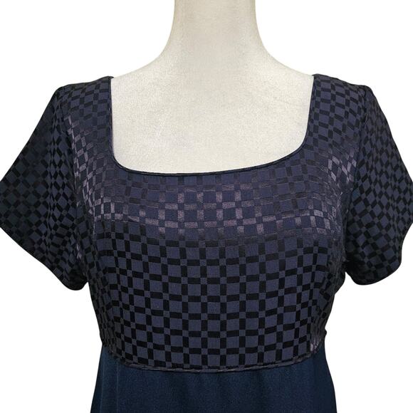 Beautiful Navy Short Sleeve Maxi Dress Plus Size Mother the Bride Formal - Picture 5 of 8